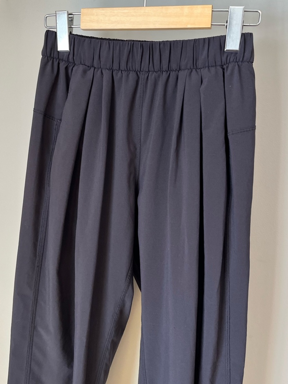 Lululemon Lightweight Pants - Picture 2 of 6